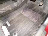 ★内外装クリーニング済み★大変ご好評いただいております!車内清掃、エンジンルーム洗浄、ボディ磨きを全車実施済みです♪