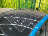 【ソーラー充電システム】太陽光で発電した電気を走行や駆動用バッテリーの充電に活用!災害・停電の際に大活躍♪