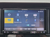 Bluetooth接続可能なので、スマホから好きな音楽をかけることができます。