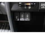 スマートフォンなどの音楽再生が可能なUSB接続ジャック装備車両です♪♪♪
