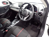 日々の運転を楽々サポート!座り心地のいいシートで快適なドライビングを楽しめます