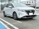 【車検・点検もおまかせください】 お買い上げ頂いたお車の整備も当社工場で行います。ディーラー基準の安心な整備でお客様の車検・点検もサポートします。