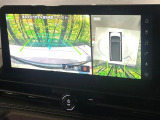 【アラウンドビューモニター】専用のカメラにより、上から見下ろしたような視点で360度クルマの周囲を確認することができます☆死角部分も確認しやすく、狭い場所での切り返しや駐車もスムーズに行えます。