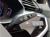 【運転席操作部】ドライバーが操作しやすい位置に各種スイッチを配置!日常の使いやすさにも配慮されています!