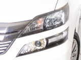 ★HIDヘッドライト★明るさ、視認性抜群!LEDへの換装もお任せください!
