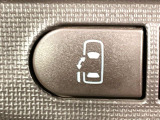 【パワースライドドア】スマートキーや運転席のスイッチでスライドドアの開閉が可能♪電動だから力を入れてドアを開ける必要が無く、小さいお子様でも、重い荷物を持っている時もラクに開け閉めできます♪