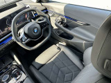 国道1号線に沿い横浜市営地下鉄「三ッ沢上町駅」から徒歩約10分。 BMW Premium Selection 横浜三ッ沢店 / 〒240-0062神奈川県横浜市保土ヶ谷区岡沢町322-3