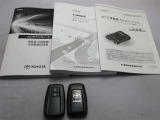 メンテナンスノート・スマートキーのセットです。