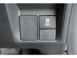 横滑り防止装置搭載のお車になります。