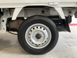 安全・安心な走行のために、納車前にダイハツのクルマを知り尽くしたエキスパートが基本性能に関わる機能や状態を徹底的に点検。消耗部品の交換など法定12ヶ月点検相当の点検・整備を実施しております。