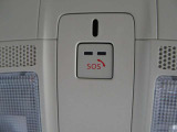 エアバッグ作動時や後突時、もしくは車内のSOSボタンを押した際に緊急通報オペレーターに連携し、救急・警察を手配します。更にオペレーターにも連携、お客様のご要望に応じてロードサービスの手配を行います。