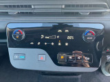 気になるお車がありましたら右の電話番号から直接お店にお問い合わせください。支払方法から車両情報、状態までなんでもご説明させて頂きます。スタッフ一同ご連絡お待ちしております。