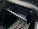 置き場所に困るティッシュボックスも入りそうですね。