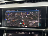 ●MMIナビゲーション『高解像度カラーディスプレイに、Bluetooth(R)接続によるハンズフリー通話機能を搭載しています。』