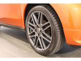 お気軽にお問い合わせください。Tel:075-325-0440 Mobile:070-2313-8676  中古車担当:時女まで