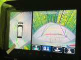 【全方位モニター用カメラ】専用のカメラにより、上から見下ろしたような視点で360度クルマの周囲を確認することができます☆死角部分も確認しやすく、狭い場所での切り返しや駐車もスムーズに行えます。