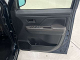 運転席ドア内側!