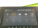 テレビやラジオ、Bluetooth、USBなどの選択肢が並び、使いたい音源を画面から選べます。表示が整理されているため、目的に合わせた切り替えがしやすい装備です。