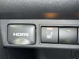 こちらのクルマはHDMI接続コネクタも装備されています♪スマホに接続すればお好きな音楽や映像も流せます!今の時代、さまざまな方法で音楽や動画を楽しめますね!
