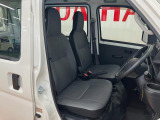 運転席広々