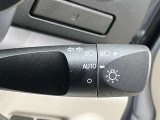 【オートライトシステム】暗くなると自動でライトが点灯するオ-トライト!昼間のトンネル走行などオートにしていると便利♪