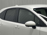 プラスチックバイザーがない分デザインもすっきり★洗車の時の窓拭きもラクラクです!