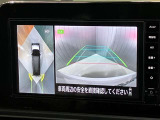 【アラウンドビューモニター】車を上から見下ろしているかのような映像で周囲の状況がひと目で確認、狭い駐車場に駐車するときも安心です♪