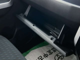 置き場所に困るティッシュボックスも入りそうですね。