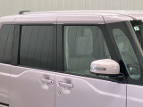 オプションでプラスチックバイザーもあります!雨の日のちょっとした換気にあると便利です!
