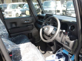 お車は一生の内にそう何度も買いなおされるものではありません。なので後悔の無いお車選びとカーライフ私たちケイスマイルにサポートさせて下さい!
