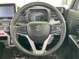 【純正革巻きステアリング】上質な革を使用することで、手にしっかり馴染みとても運転しやすいハンドルです♪