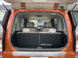 人気のデュアルバックドア☆後ろの狭い駐車場でも荷物の載せ降ろしがスムーズです♪