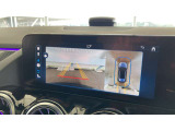 【リアカメラ】見通しの悪い場所への進入時や狭い場所での駐車時に役立ちます。