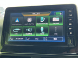 オーディオ画面にはラジオやBluetooth Audio、Apple CarPlayなどのメニューを表示。音楽や接続方法を画面で確認しながら選べるため、日常の移動も便利にお使いいただけます。