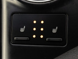 シートヒーターを装備しています!高級車ならではの装備です!シートが暖まりますので、寒い冬場も快適にご乗車頂けます!腰にも優しい!お子様や女性にも嬉しい装備ですね!!