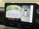 【パノラミックビューモニター】専用のカメラにより、上から見下ろしたような視点で360度クルマの周囲を確認することができます☆縦列駐車や幅寄せ時に活躍してくれます♪
