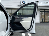 国道1号線に沿い横浜市営地下鉄「三ッ沢上町駅」から徒歩約10分。 BMW Premium Selection 横浜三ッ沢店 / 〒240-0062神奈川県横浜市保土ヶ谷区岡沢町322-3 / TEL:045-612-8488