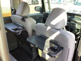 カープレシャスでは当社指定の認証工場又はディーラーにて点検・整備を行い全車記録簿を発行し納車致します!