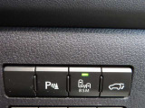 パワーバックドア装着車です。
