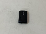 【キーフリーシステム】電子キーをポケットやカバンに入れて携帯しているだけでドアの開け閉めやエンジンのON/OFFが出来ます☆ また、イモビライザー機能も備わっていますので盗難対策もバッチリです☆