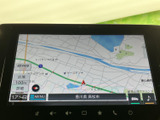 道路や周辺施設が表示され、現在地や進行方向を画面上で確認できます。地図を見ながら目的地までの道のりを把握しやすく、初めて訪れる場所へのお出かけにも役立ちます。