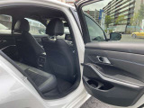 国道246号線沿い、南町田グランベリーパーク駅すぐ。BMW Premium Selection 東名横浜/〒194-0004 東京都町田市鶴間5-18-1
