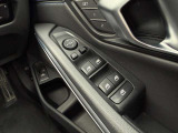 BMW専門のメカニックが、100項目にも上るポイントを徹底的にチェック。交換基準に達した部品があれば、弊社負担にて交換後、お客様へご納車致します。