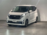 お支払総額は【大阪府内登録・車庫証明当社申請・店頭納車・下取車なし】試算でございます。他条件や延長保証・おすすめプラン・ETCセットアップの場合などは別途費用加算となります。くわしくは当店スタッフまで