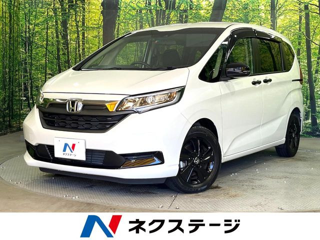 フリード 1.5 ハイブリッド G ブラックスタイル