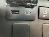 USB電源ソケットです。Type-A/Type-C対応しています。