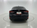 60項目5000部品が対象のトヨタディーラー保証だからこその安心。1年間走行距離無制限のロングラン保証付き!
