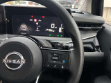 プロパイロット(同一車線運転支援)アクセル・ブレーキ・ステアリング操作をクルマがサポート。高速道路などで、ドライバーの負担を軽減します。