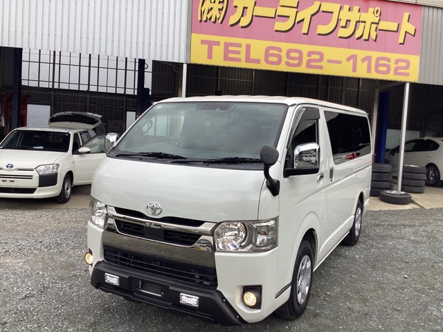 トヨタ ハイエースバン 