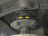 お車を安心してお乗りいただく為には、足回りの定期点検が欠かせません。サービスサポート(有償保証)では無料点検もご提供しており、安心のカーライフをお過ごしいただけるサポート体制が整っています。
